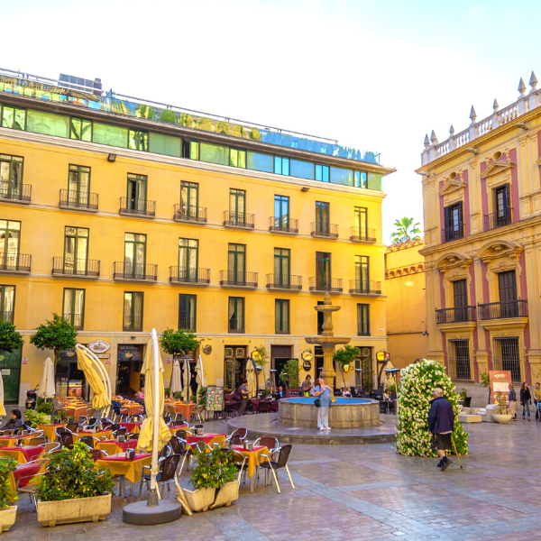 LOCAL GUIDES AND TYPICAL FLAVOURS OF MÁLAGA